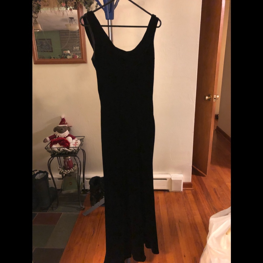 Valerie Stevens Dress Black Velvet Size 8